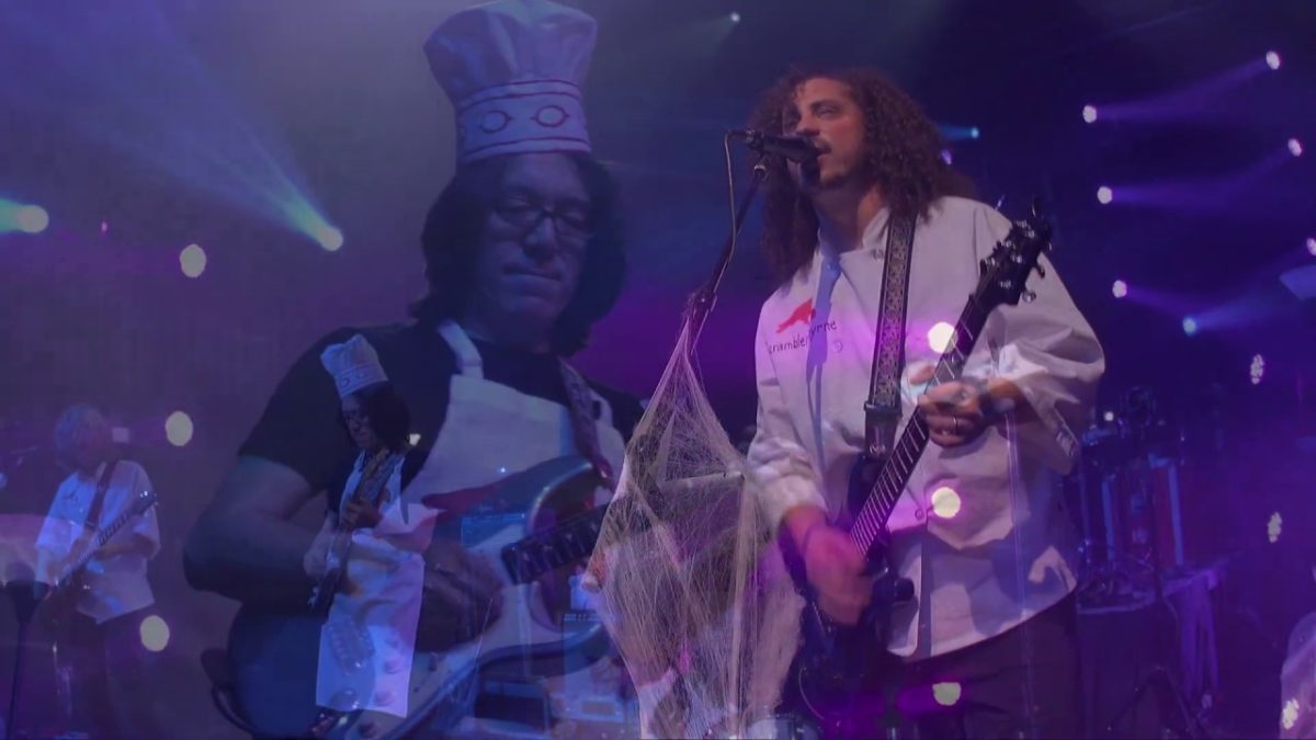 Pigeons Playing Ping Pong feat. Tomo Fujita - "Couldn't We All" Live at HOB Boston 10/31/19