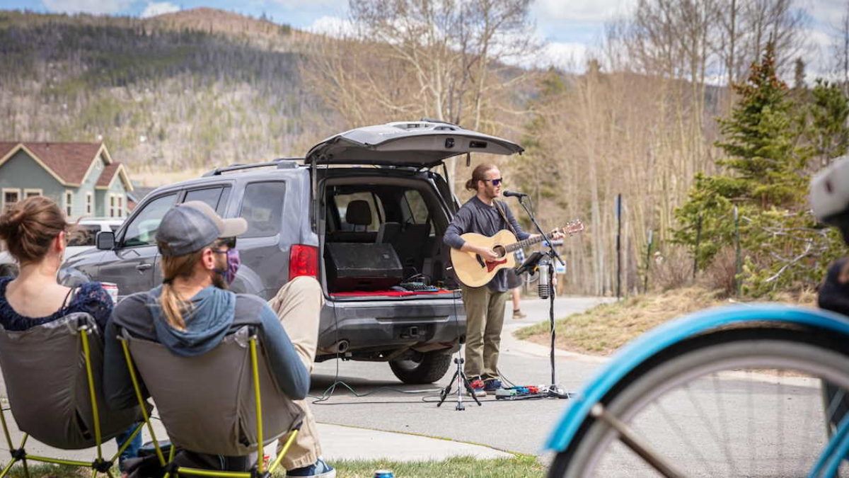 Curbside Concerts Service Brings Socially Distant Concerts To Fans