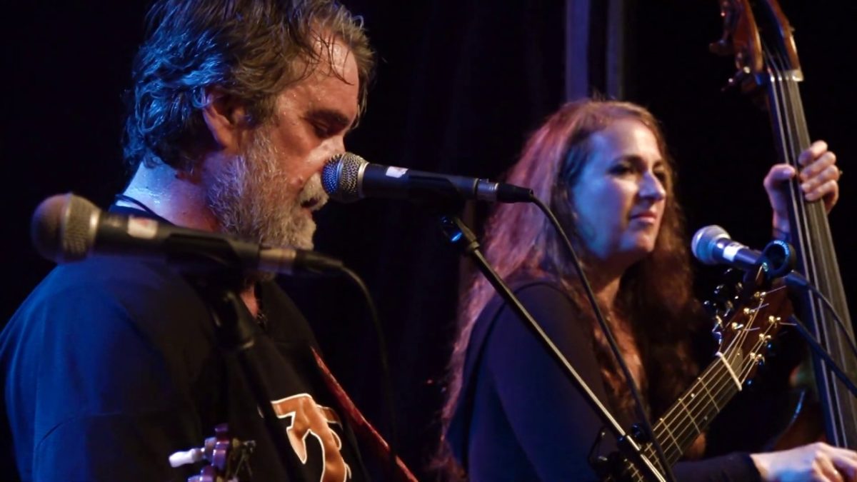 Darrell Scott, "Helen of Troy, PA" Green Mountain Bluegrass 2019