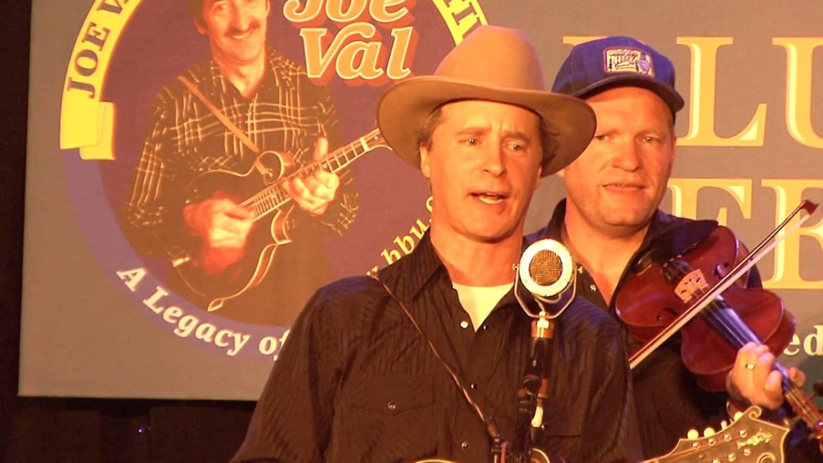 Foghorn Stringband "Stagger Lee" 2/16/18 Joe Val Bluegrass Festival
