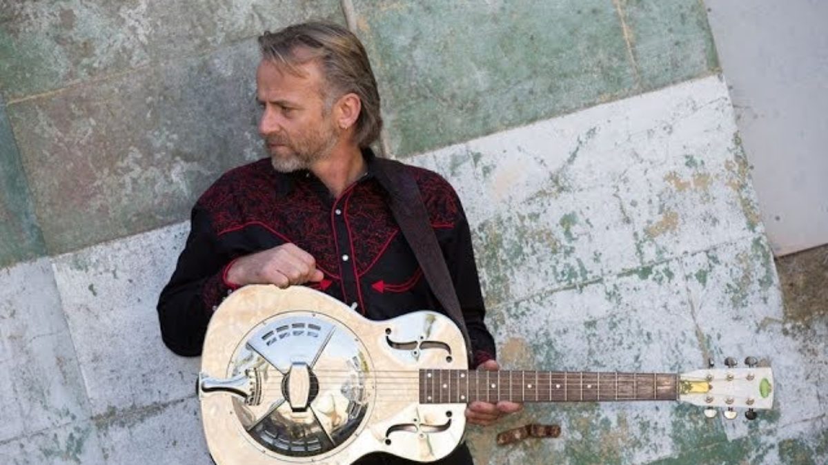 Geoff Achison LIVE @ Pisgah Brewing Co. 10-11-2017