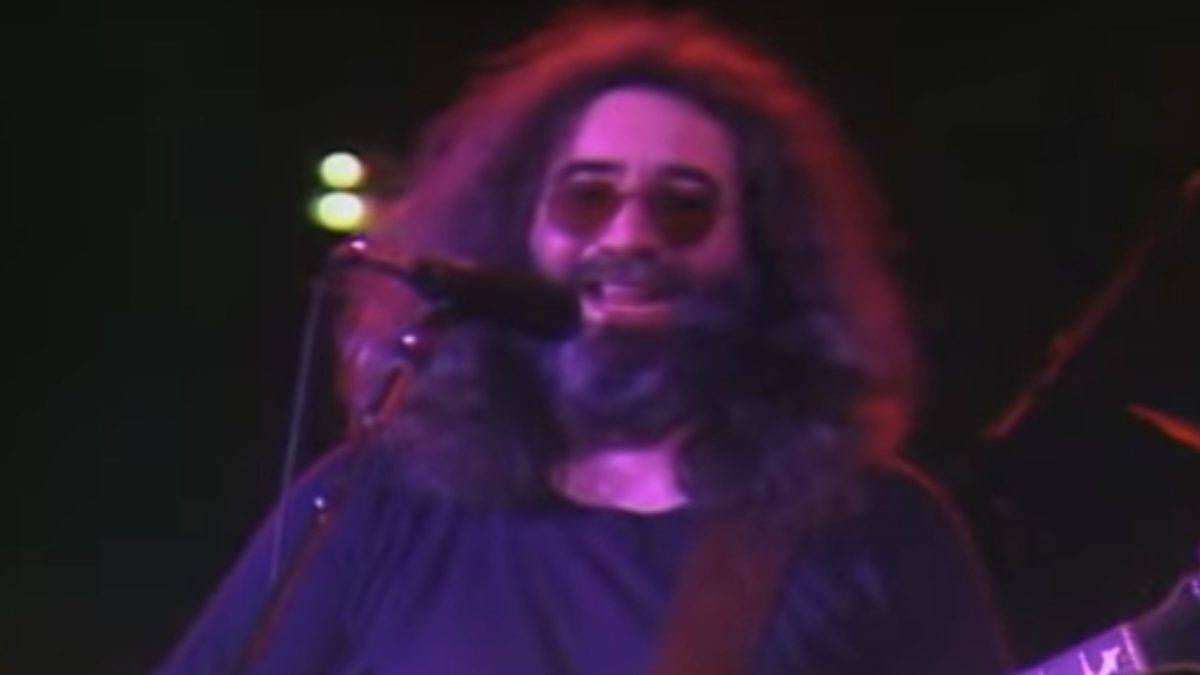 Grateful Dead Performs With Bruce Hornsby For Final Time On This Date