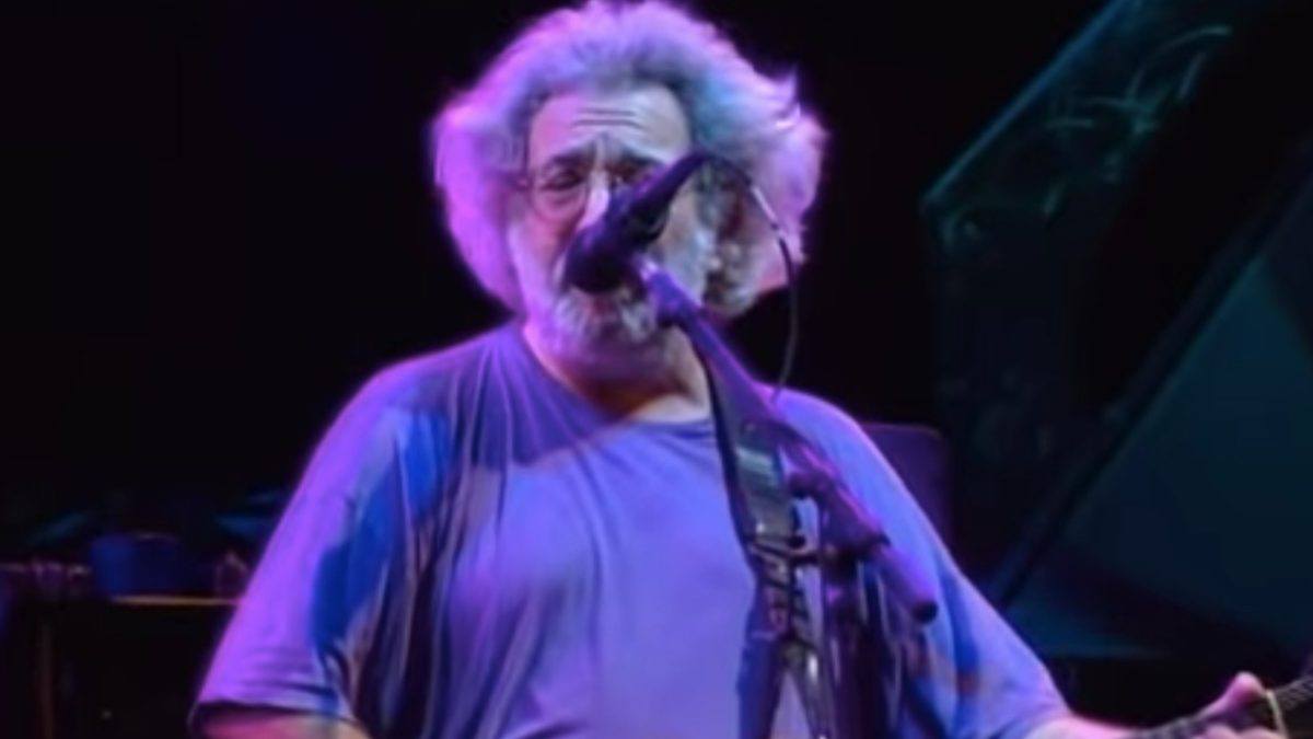 The Grateful Dead Performs ‘Uncle John’s Band’ At RFK Stadium In 1993: Pro-Shot Video