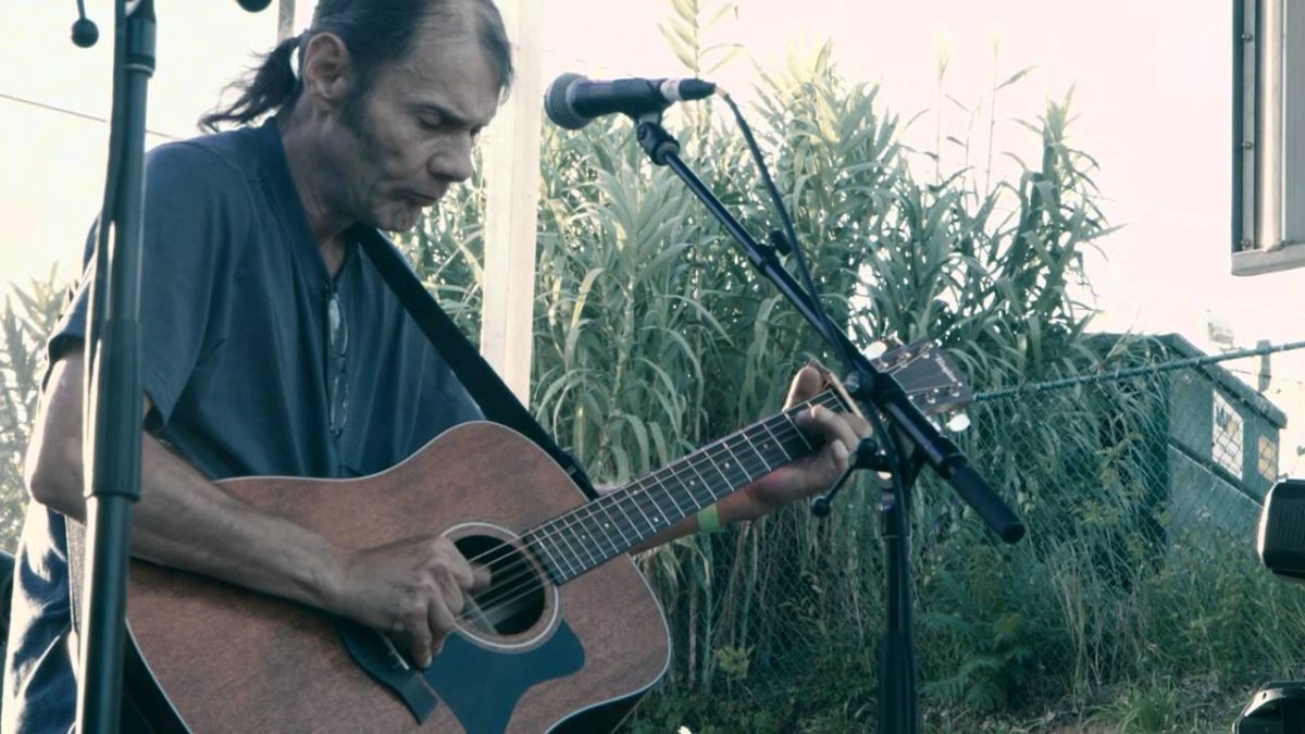 Malcolm Holcombe @ New Mountain AVL 9-8-2015 (Brian Haynes for City Council Benefit)