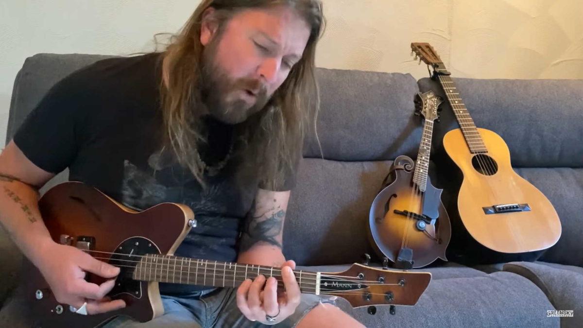 Greensky Bluegrass’ Paul Hoffman Covers Grateful Dead’s ‘Black Muddy River’