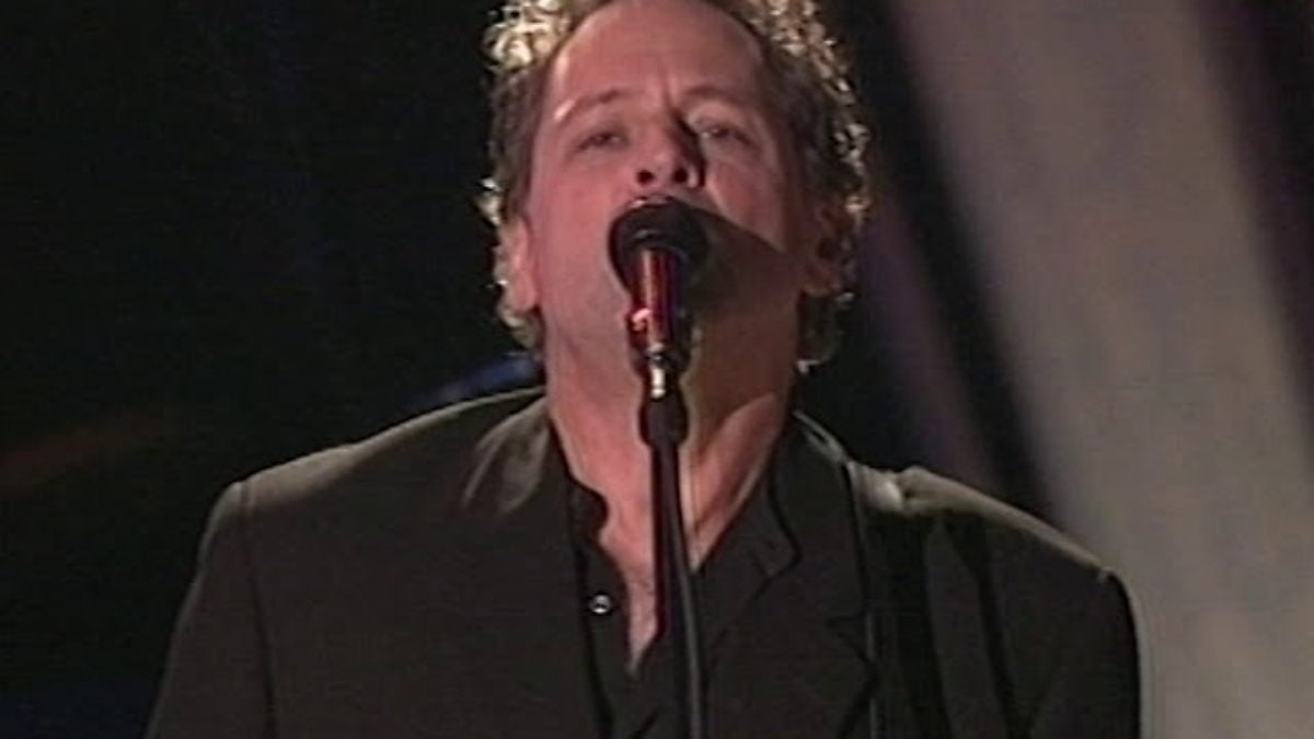 Members of Fleetwood Mac perform "Big Love" at the 1998 Rock & Roll Hall of Fame Induction Ceremony
