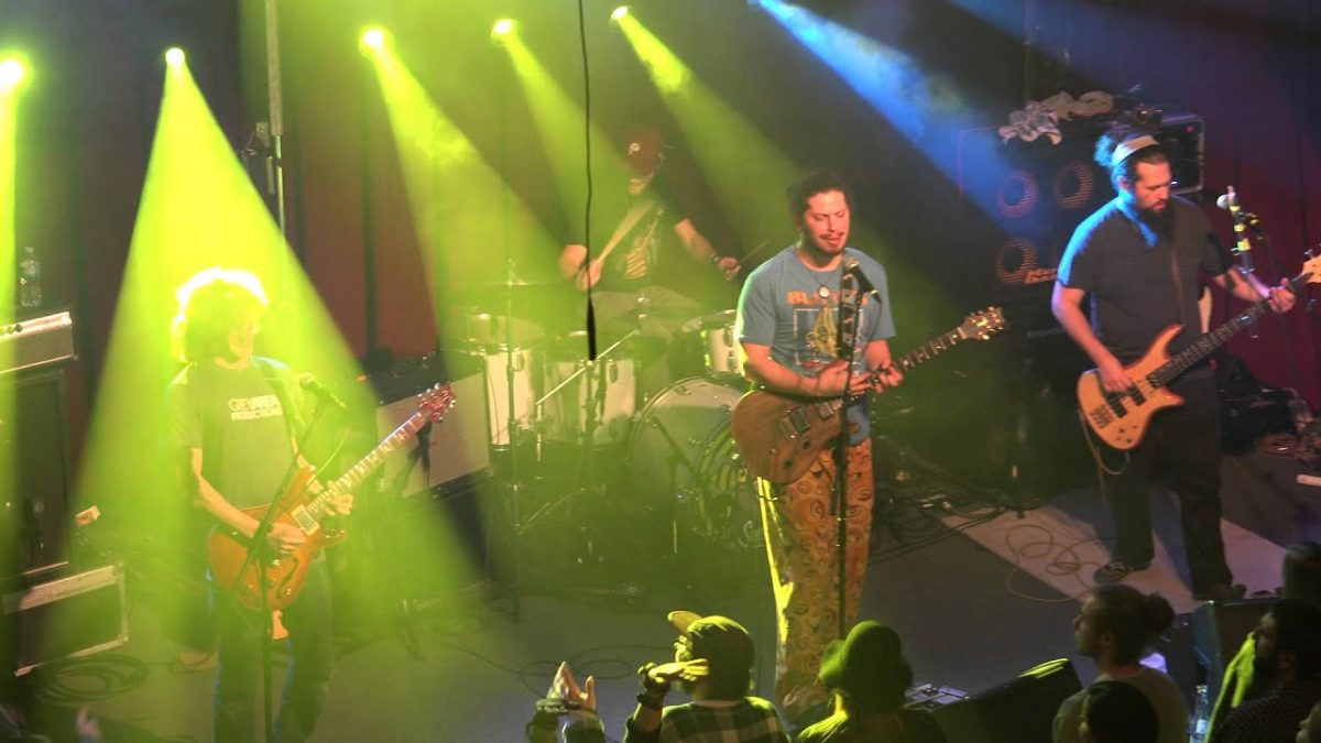 Pigeons Playing Ping Pong - 4K - Ardmore Music Hall - 12.19.15 - set One - sbd