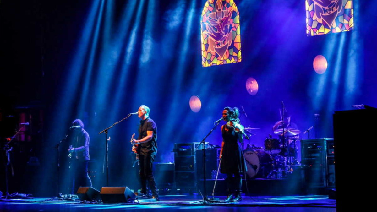 Jason Isbell & The 400 Unit Release ‘Live From The Beacon Theatre’ Live Album