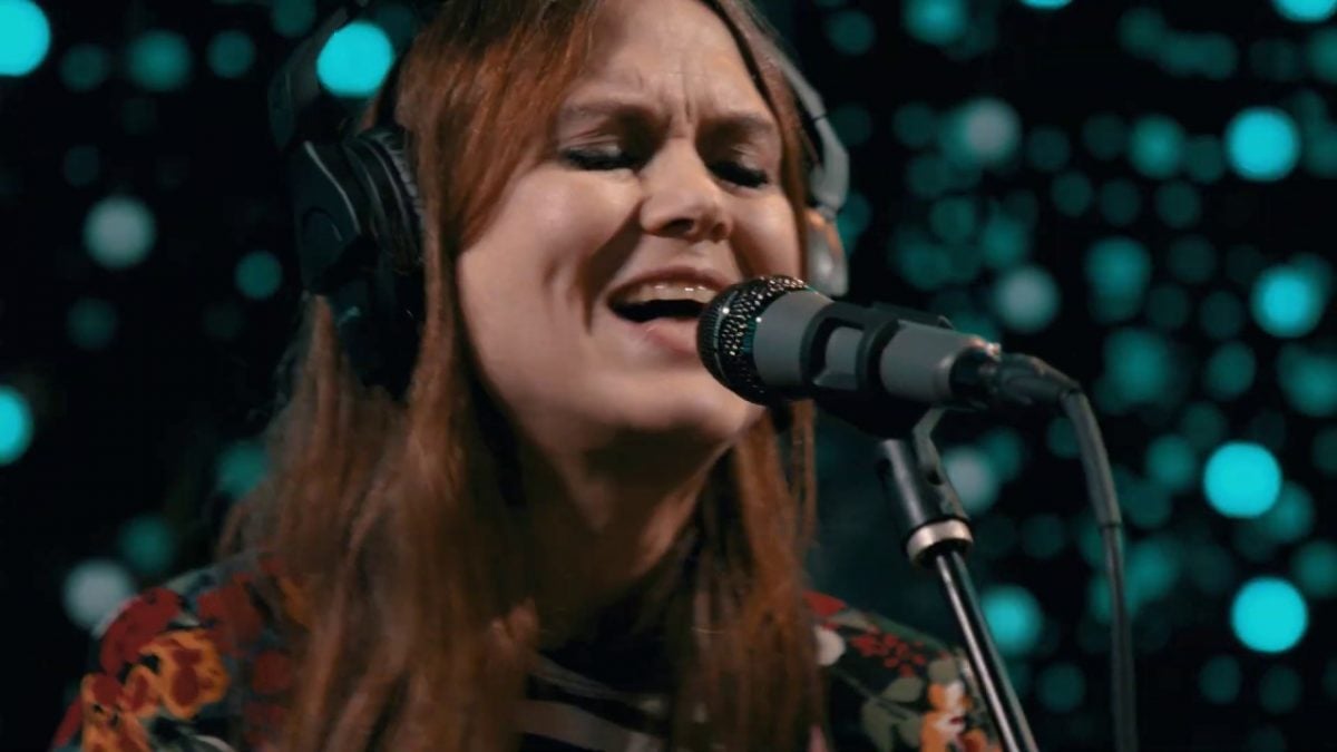 Juliana Hatfield - Everything's For Sale (Live on KEXP)
