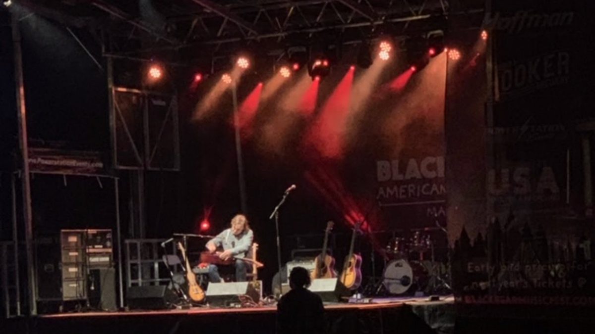 BLACK BEAR AMERICANA FEST PRESENTS: Joe Crookston LIVE STREAM in CONCERT TUESDAY APRIL 28 7PM EDT