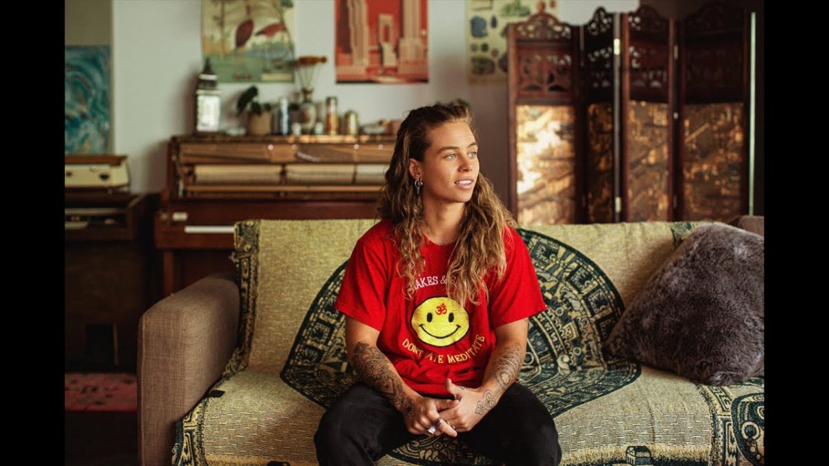 Tash Sultana - Live Stream Performance - #StayHome & Vibe #WithMe