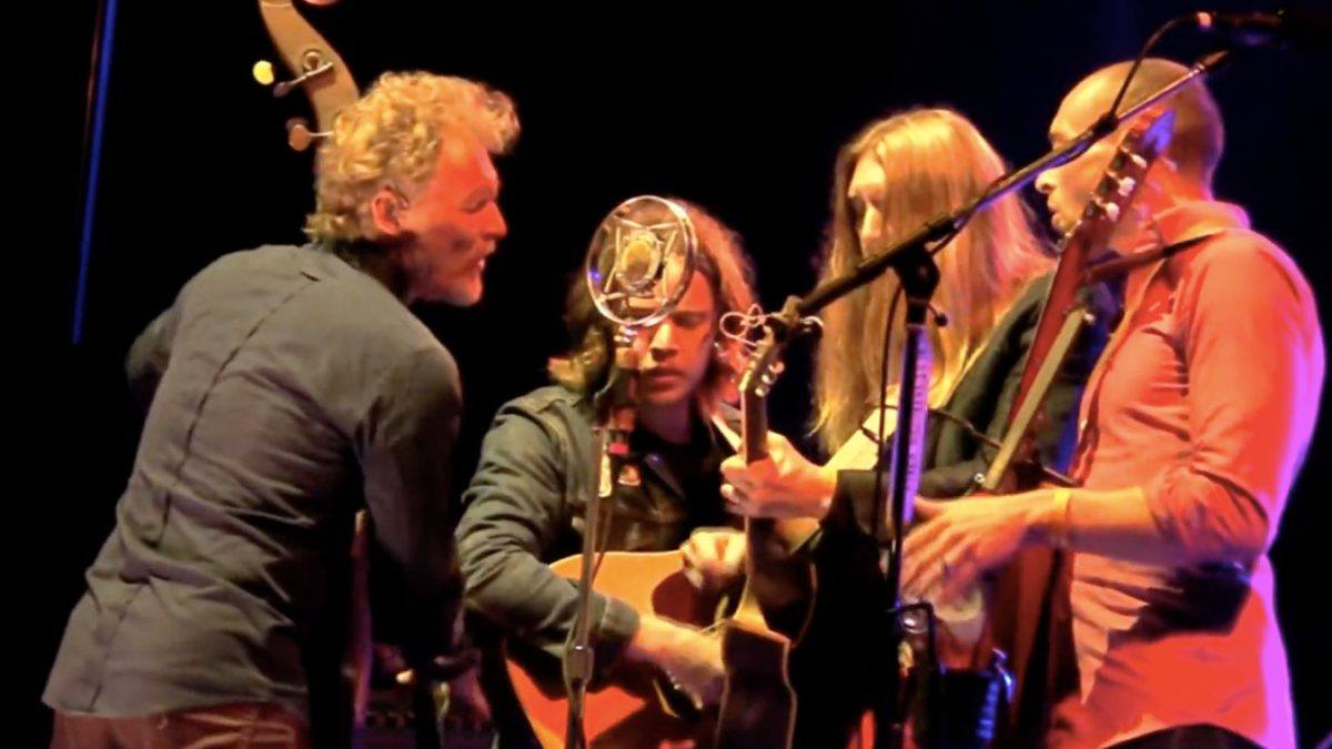 Billy Strings Teams With The Wood Brothers At Grey Fox 2018: Pro-Shot Video