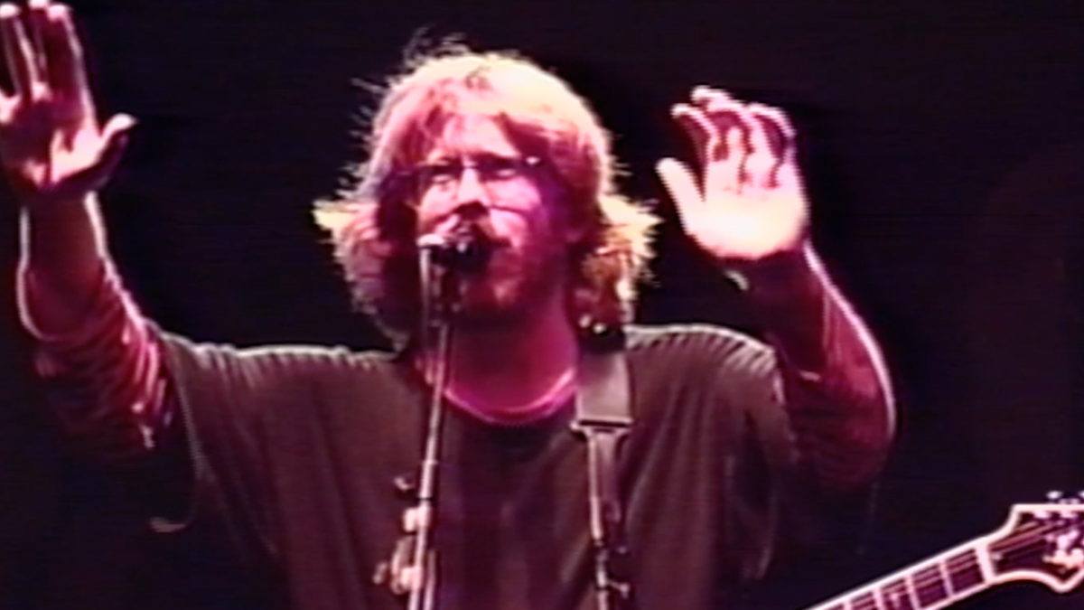 Phish Announces 1994 Gamehendge Show For 'Dinner And A Movie'