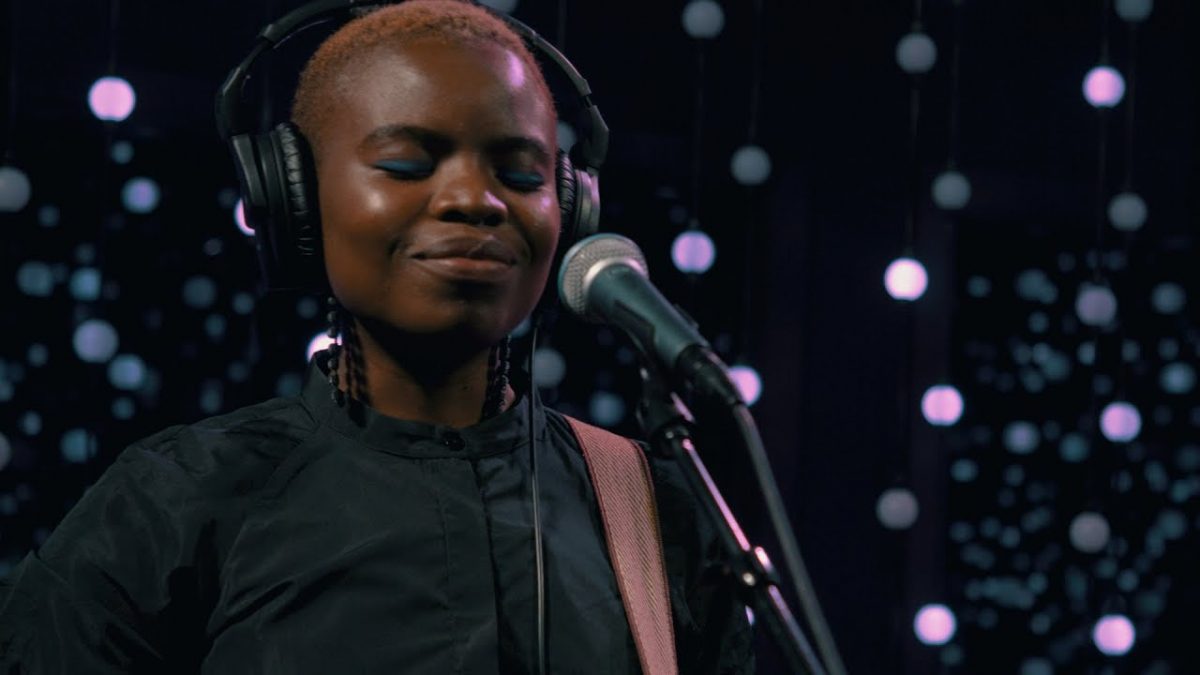 Vagabon - In A Bind (Live on KEXP)