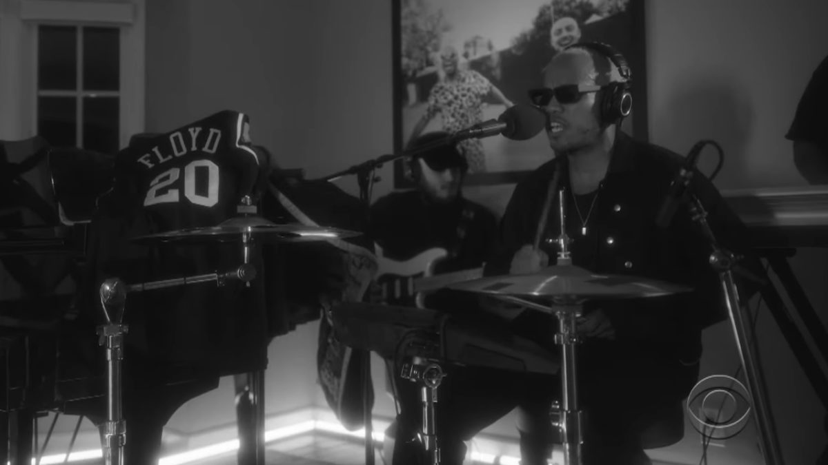 Anderson .Paak Performs ‘Lockdown’ On ‘The Late Late Show’