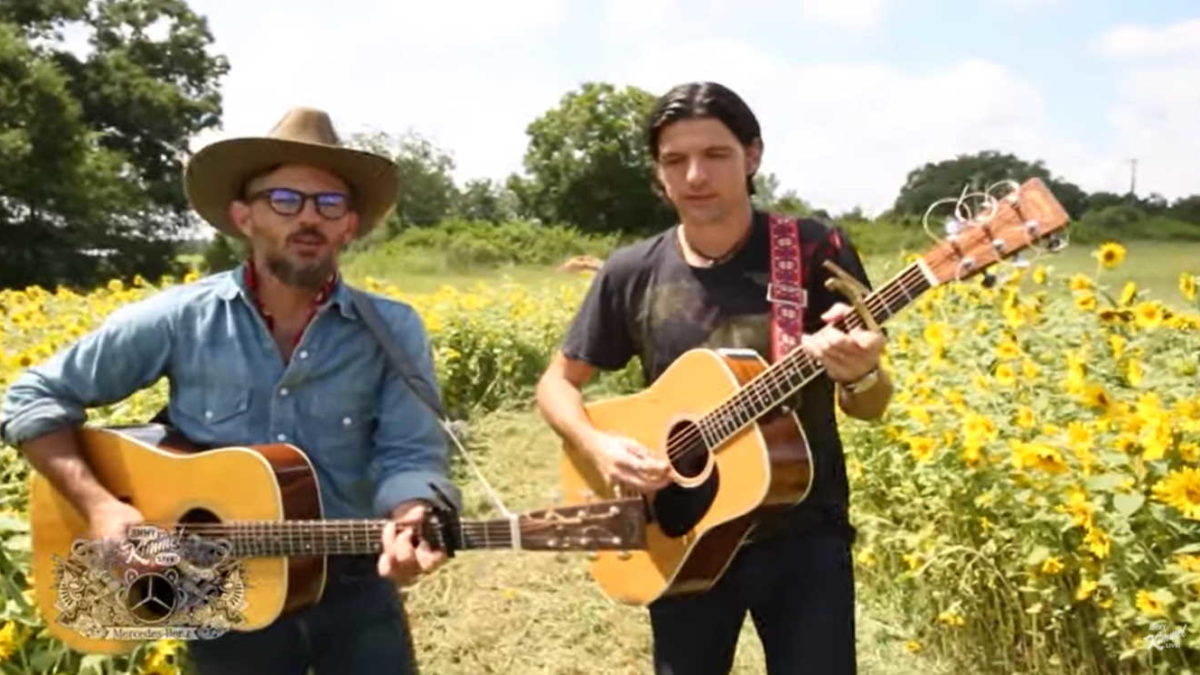 The Avett Brothers Perform 'Victory' On 'Jimmy Kimmel Live'
