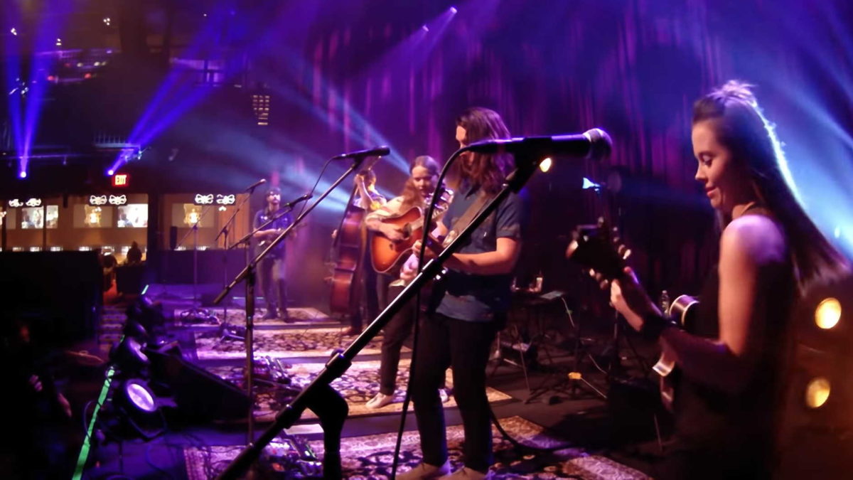 Billy Strings & Sierra Hull Cover Post Malone’s ‘Circles’: Pro-Shot Video
