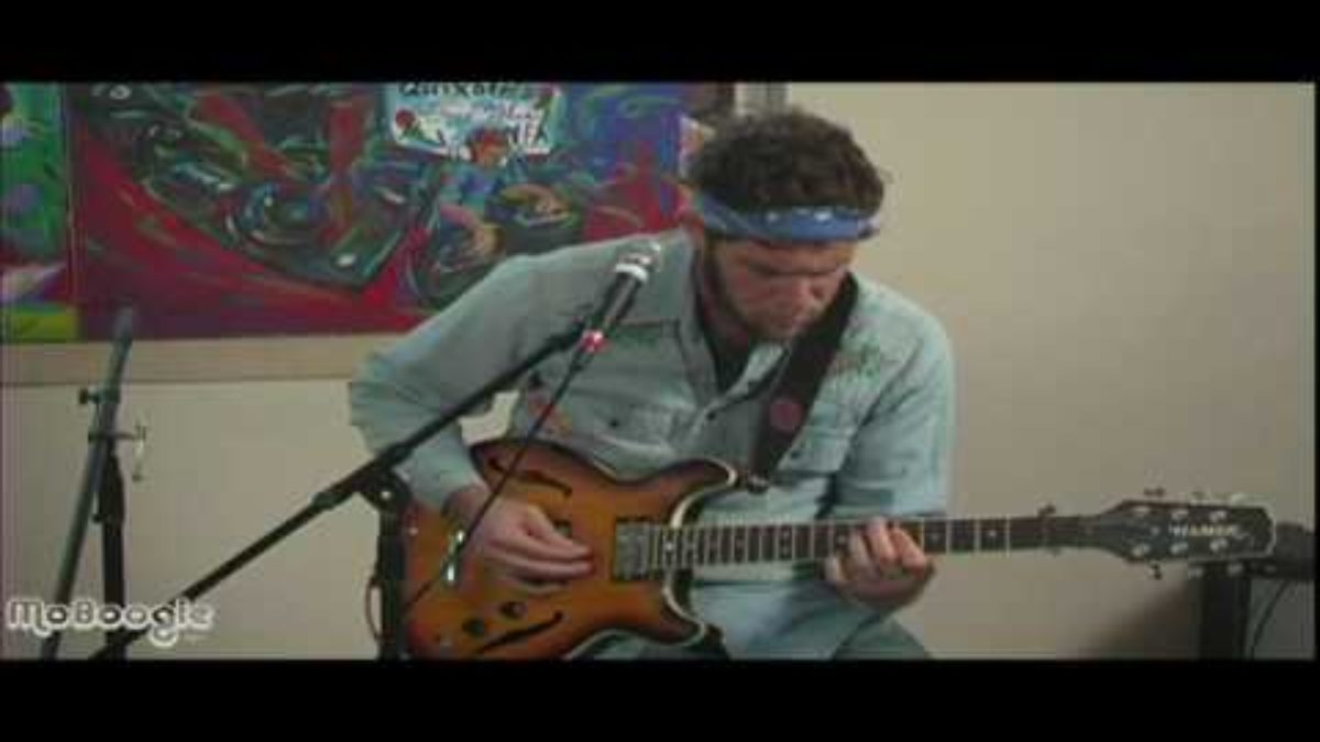 Dangermuffin "No Redemption" acoustic at the MoBoogie Loft 2008