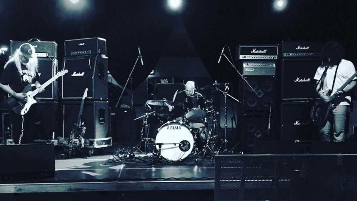 Dinosaur Jr. Announces Socially Distanced Outdoor Concerts