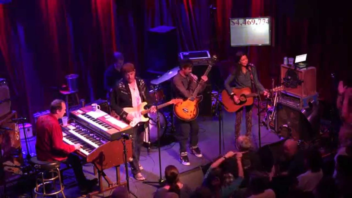 Donna The Buffalo - Ardmore, PA - 11.11.15 - 4K - Full show
