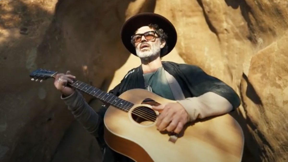 Doyle Bramhall II Shares George Harrison Cover Featuring Derek Trucks & Susan Tedeschi