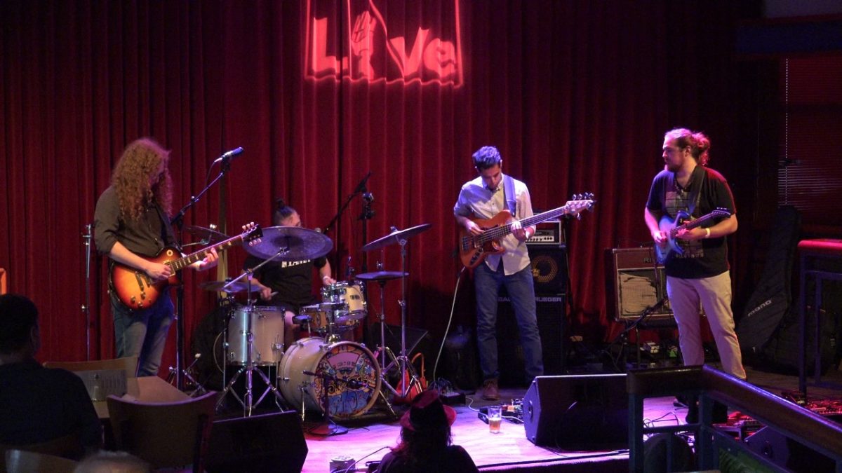 Gnarbot - 4K - 07.15.17 - World Cafe Live
