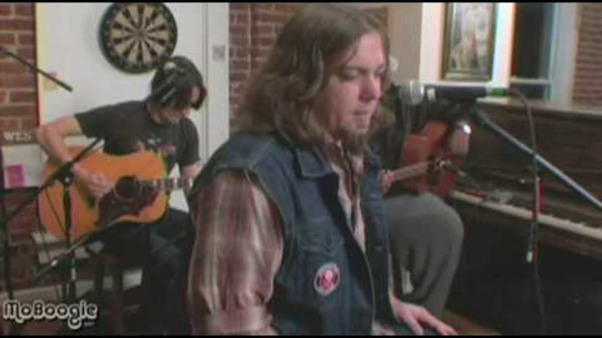 HILL COUNTRY REVUE acoustic "You Can Make It Don't Give Up"