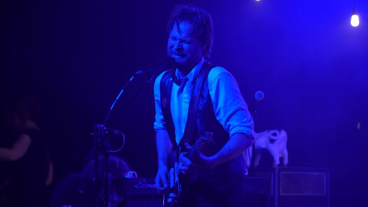 Hiss Golden Messenger - Jesus Shot Me in the Head