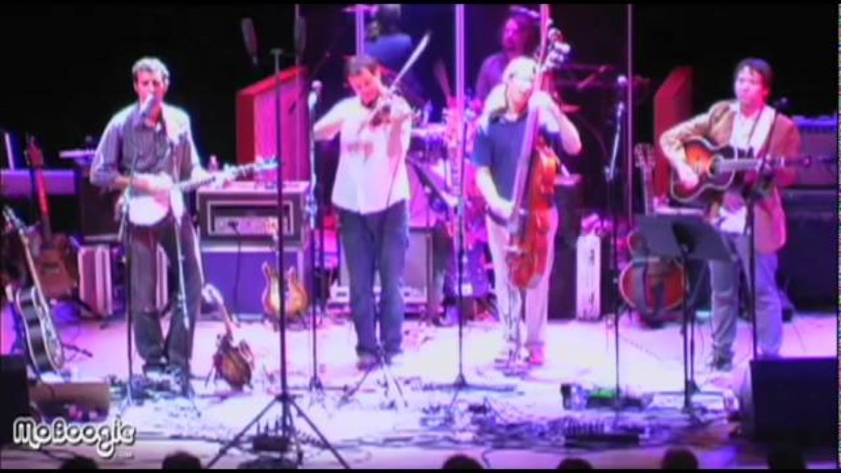 HOT BUTTERED RUM "A Great Many Things" - live Etown broadcast