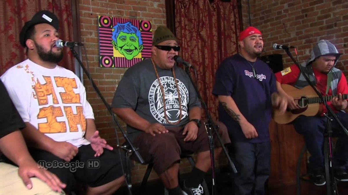 J BOOG - Run Up - acoustic MoBoogie Loft Session