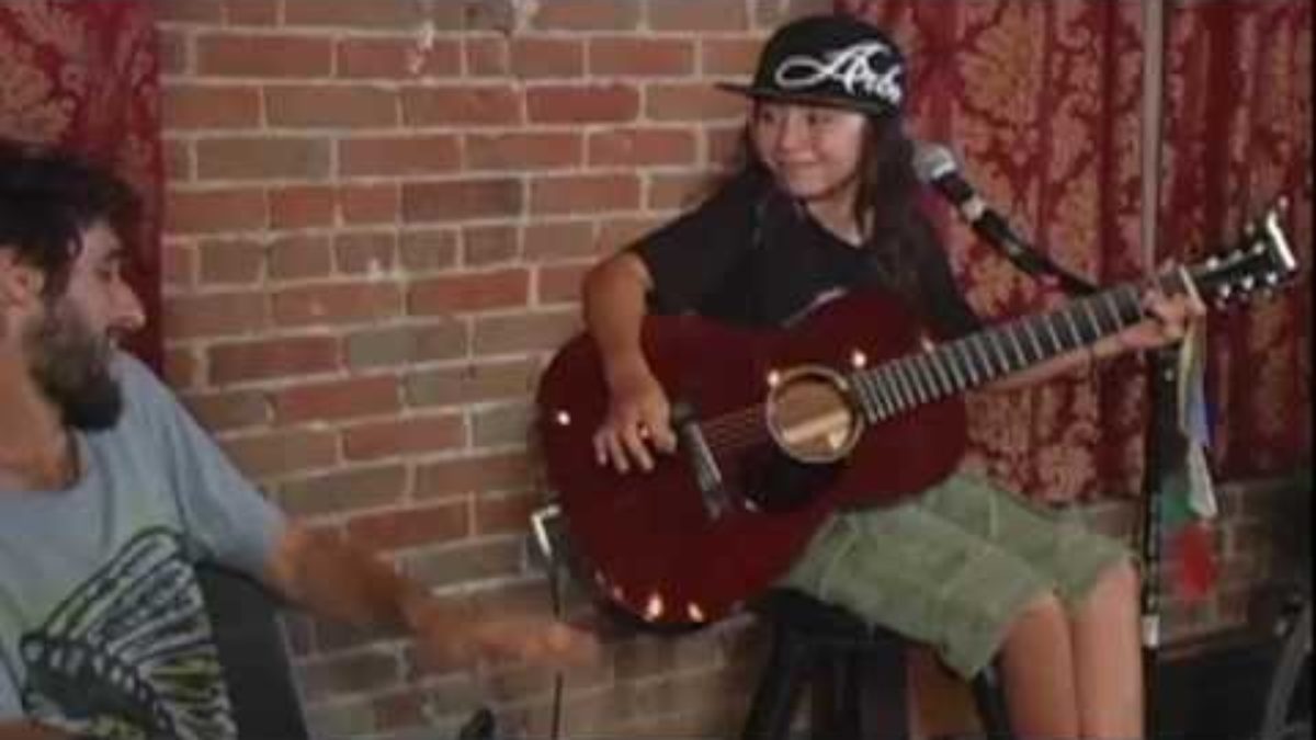 JADEN CARLSON "Crossroads" - acoustic MoBoogie Loft Session @ Lodo's