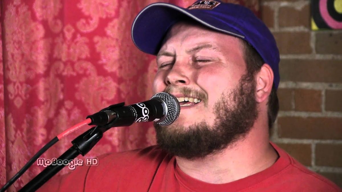 JOSH HEINRICHS - Cruisin - acoustic MoBoogie Loft Session