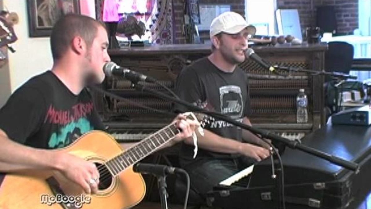 KINETIX "Big Screen" - stripped down session @ the MoBoogie Loft