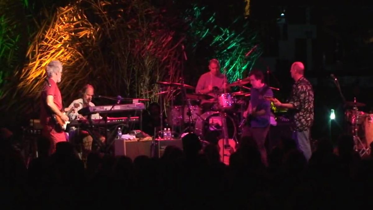 Little Feat - Old Folks Boogie - Jamaica 2010