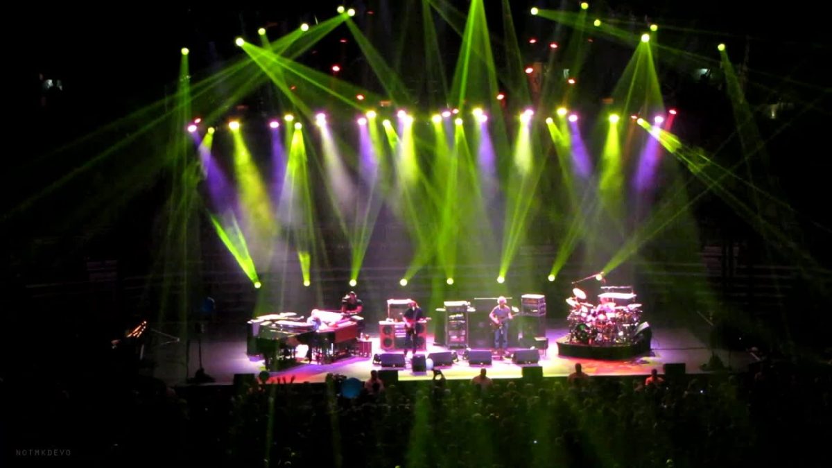 Llama [HD] 2010-10-26 - Verizon Wireless Arena; Manchester, NH