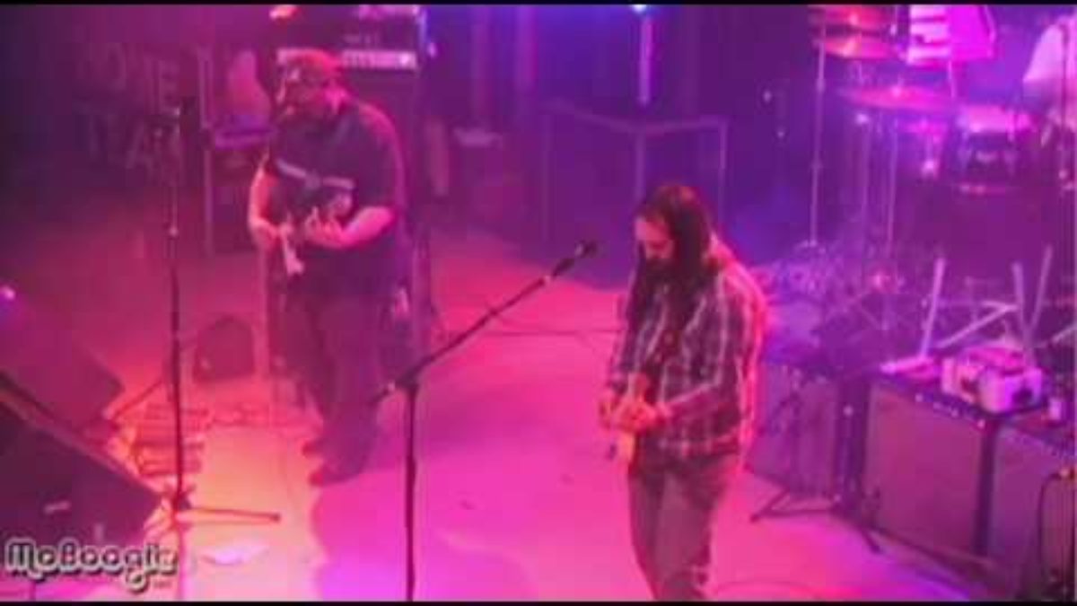 OUTFORMATION "Eleventeen" - live