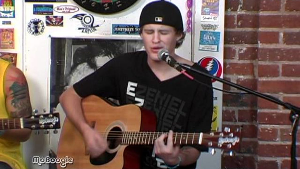 PACIFIC DUB "Wasted" - stripped down session @ the MoBoogie Loft