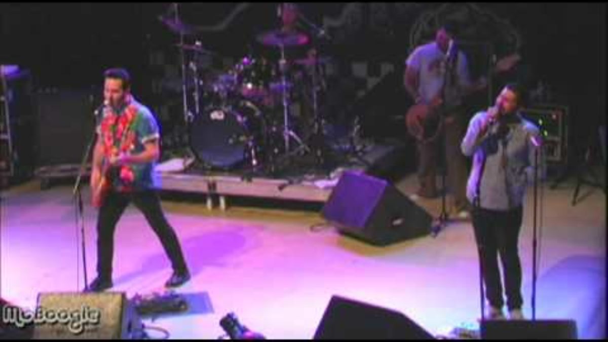 REEL BIG FISH live "She Has A Girlfriend Now"