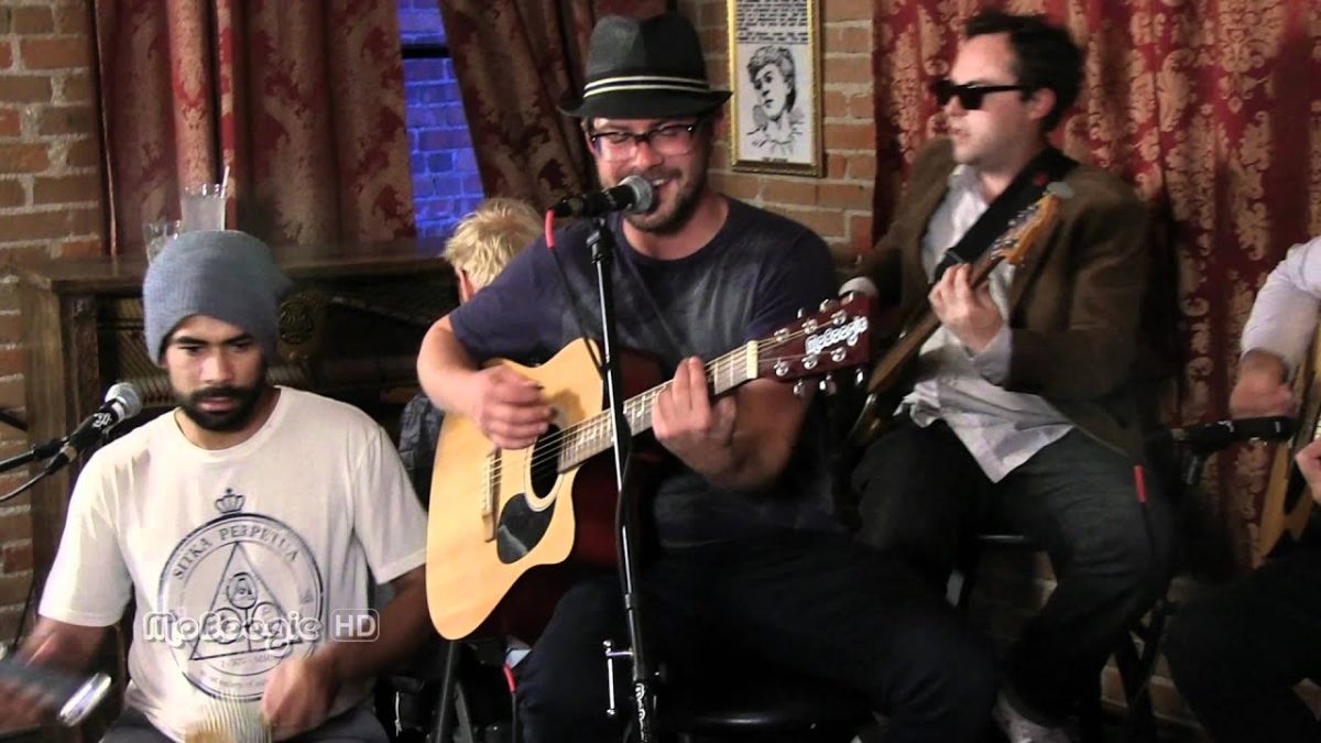 THE BLACK SEEDS - Love Me Now - stripped down MoBoogie Loft Session