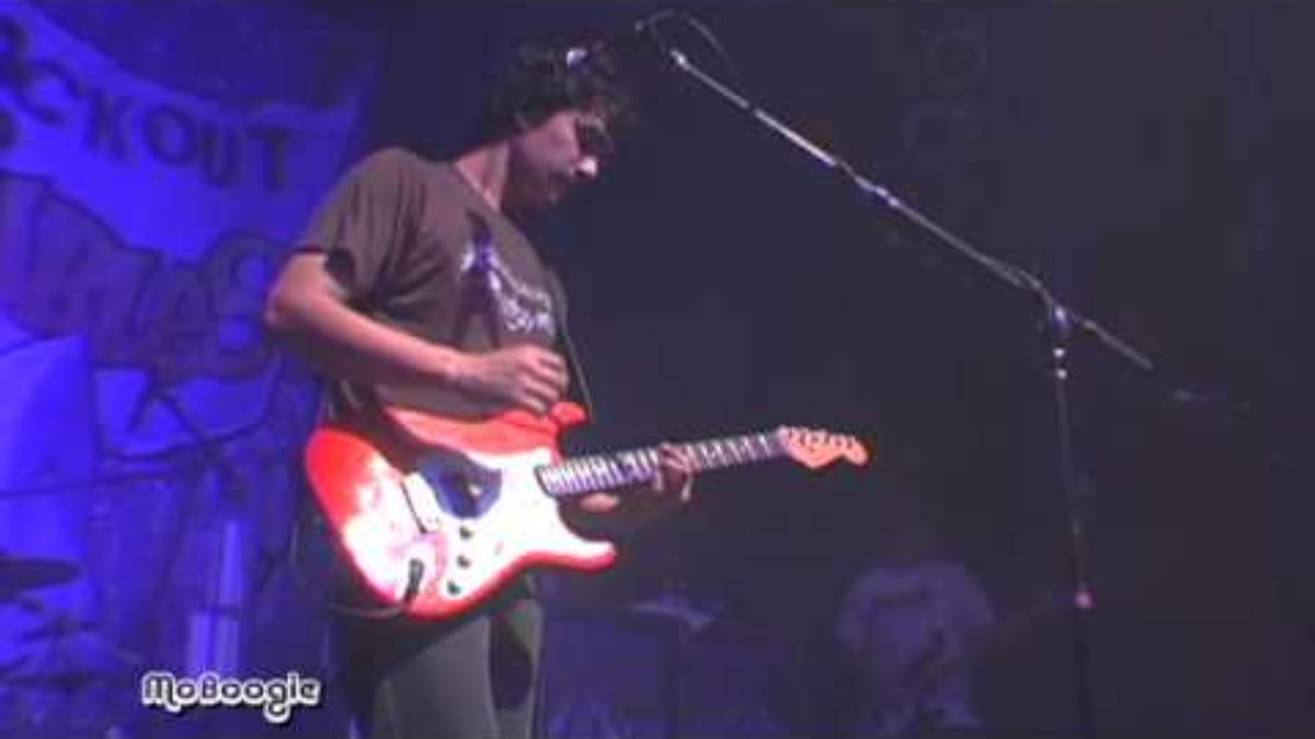 THE EXPENDABLES Geoff Weers "Wells" (live) - 2010