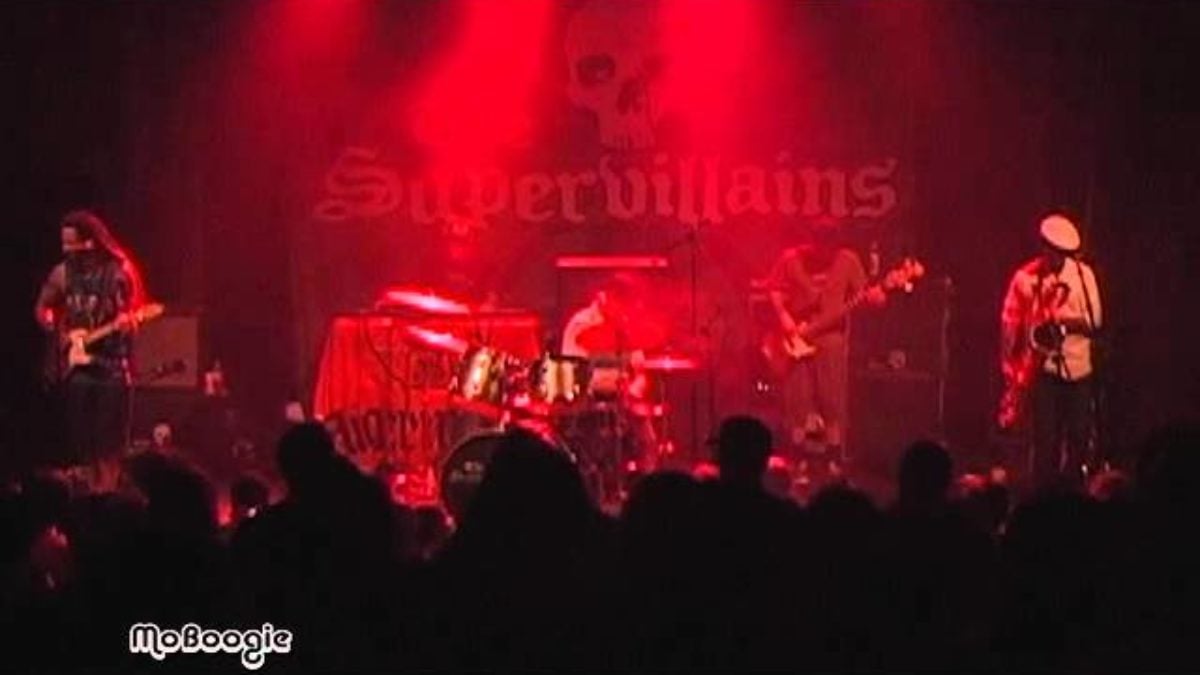 THE SUPERVILLAINS "Drinking Tonight" - live @ The Bluebird