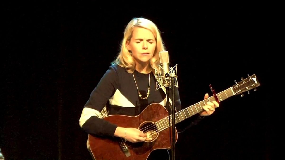 Aoife O'Donovan "Magic Hour" 3/23/17 Shea Theater Arts Center Turners Falls, MA