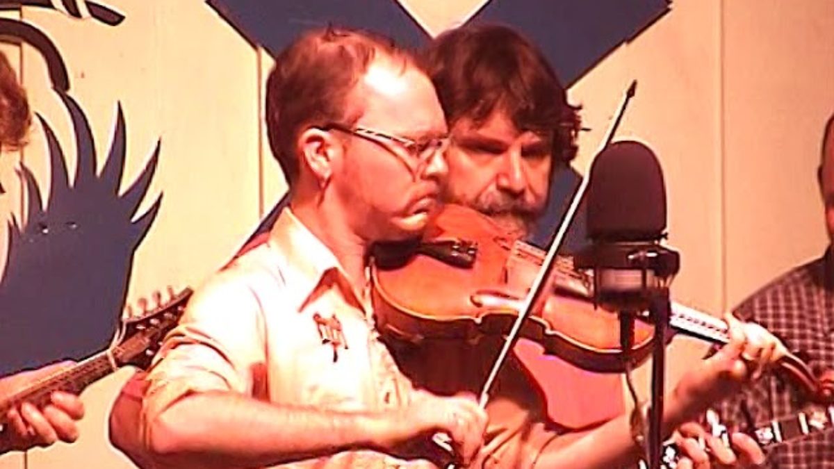Steve Earle and the Bluegrass Dukes 7/15/06 "I Still Carry You Around" Grey Fox Bluegrass Festival