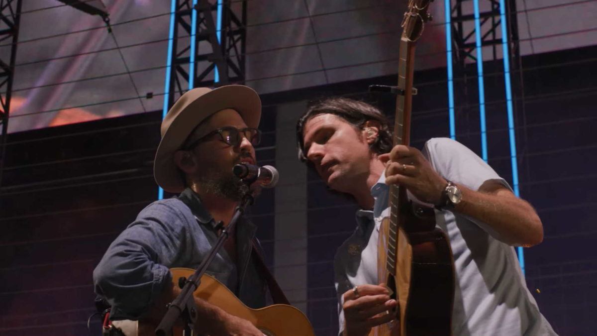 The Avett Brothers Perform ‘Victory’ At Charlotte Motor Speedway