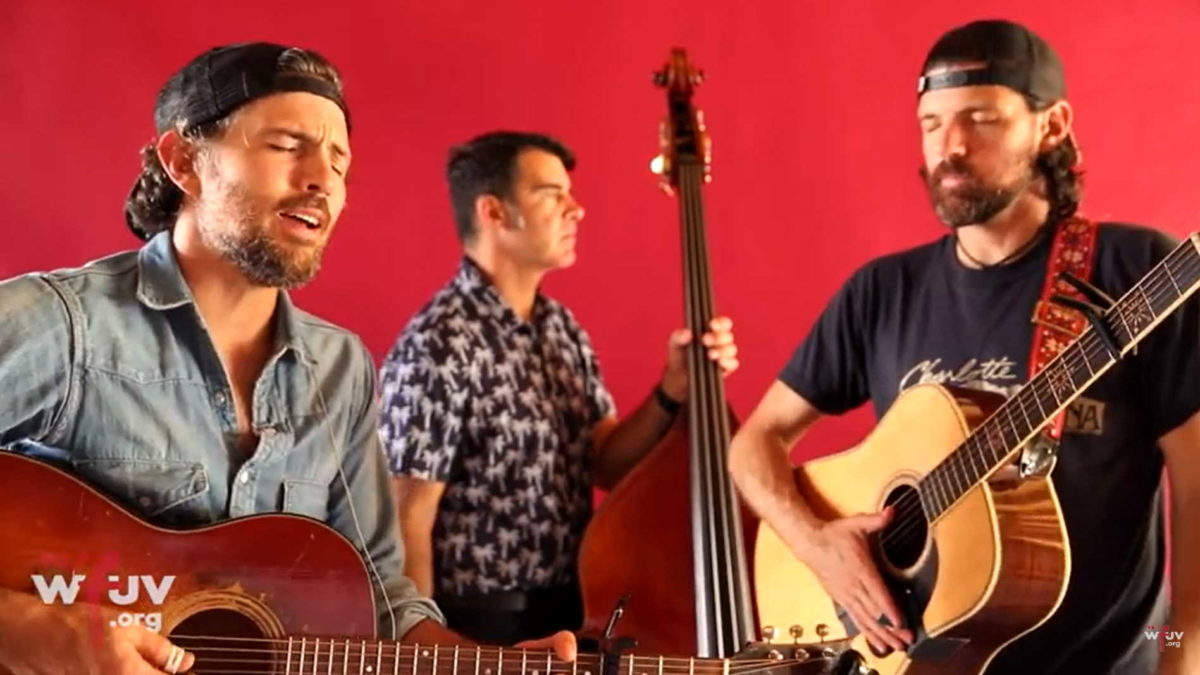 The Avett Brothers Perform 'The Third Gleam' Songs For WFUV