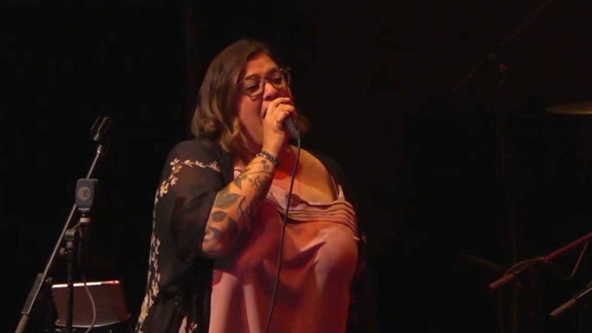 Bone Diggers Cover ‘Bridge Over Troubled Water’ With Jennifer Hartswick In 2019: Pro-Shot Video