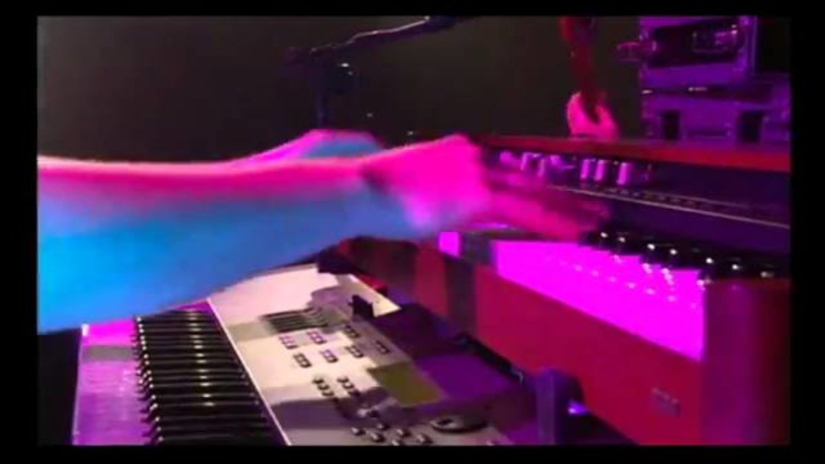 Candy Dulfer - Omara's Dance (Live at Montreux 2002)