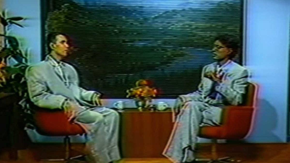 David Byrne Tweets Apology For Use Of Blackface In ‘Stop Making Sense’ Promo