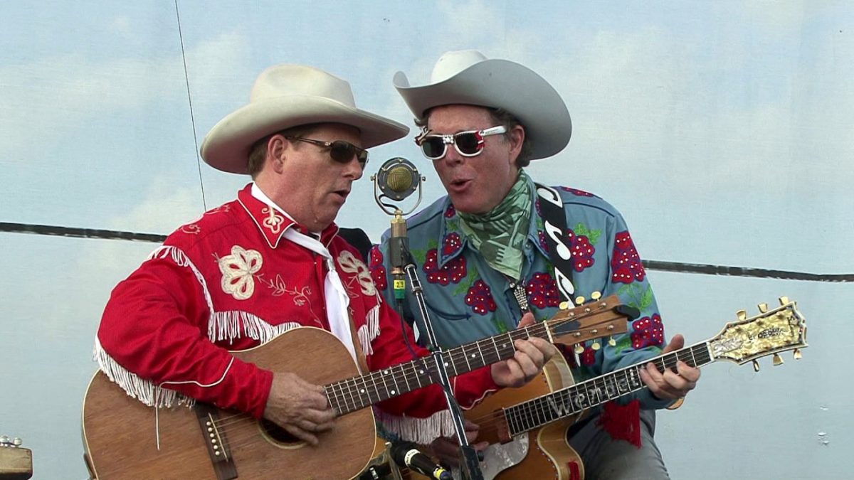Red Knuckles and the Trailblazers "Roughneck Blues" Grey Fox July 18, 2015