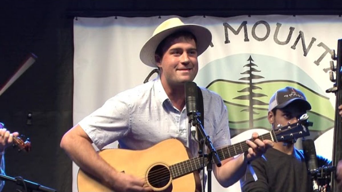 Allstar Tribute to John Hartford "Steamboat Whistle Blues" 8/18/18 Green Mountain Bluegrass Festival